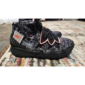 Nike Kyrie Hybrid S2 "What The" Kids Size 4.5Y